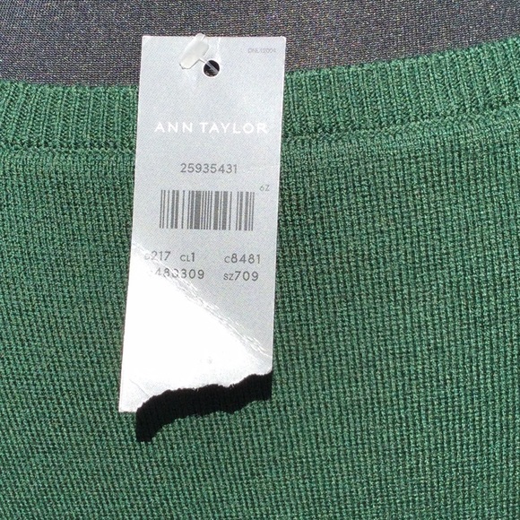 NWT Ann Taylor green sweater dress MP - Picture 5 of 9